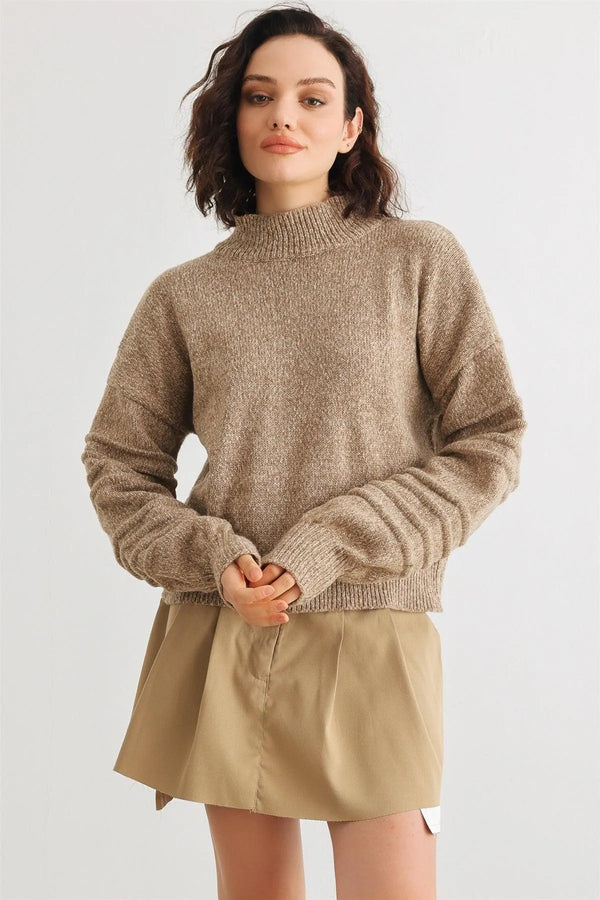 Camel Mock Neck Lantern Sleeve Knit Sweater – Women’s Loose Fit Long Sleeve Pullover